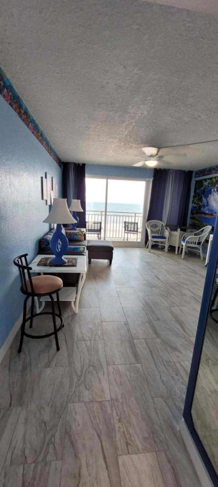 Apartamento Ocean Breeze - Direct Ocean Front-Pool Is Open Daytona Beach Exterior foto