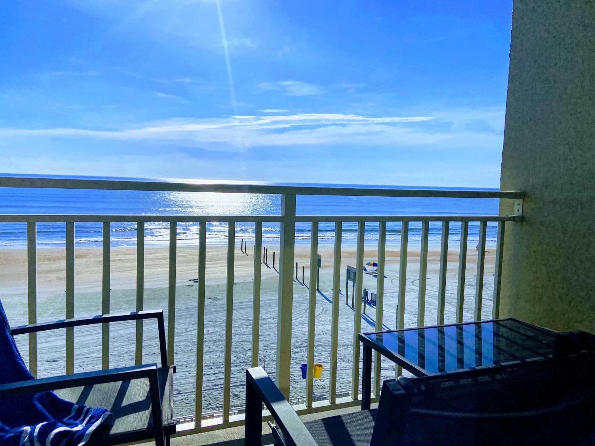 Apartamento Ocean Breeze - Direct Ocean Front-Pool Is Open Daytona Beach Exterior foto
