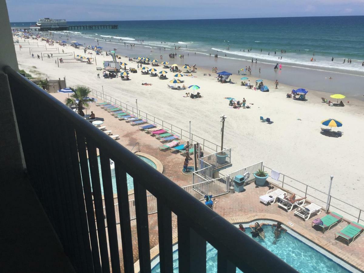 Apartamento Ocean Breeze - Direct Ocean Front-Pool Is Open Daytona Beach Exterior foto