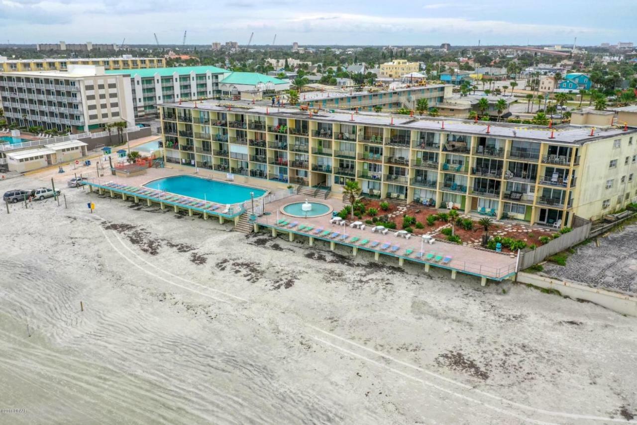 Apartamento Ocean Breeze - Direct Ocean Front-Pool Is Open Daytona Beach Exterior foto